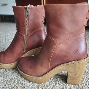 Born Capella Leather Boots Size 7.5 Brown